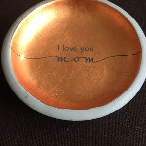 Stuff and things round dish for Mom